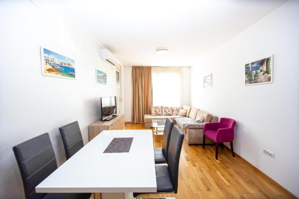Apartmans Centar Apartment *